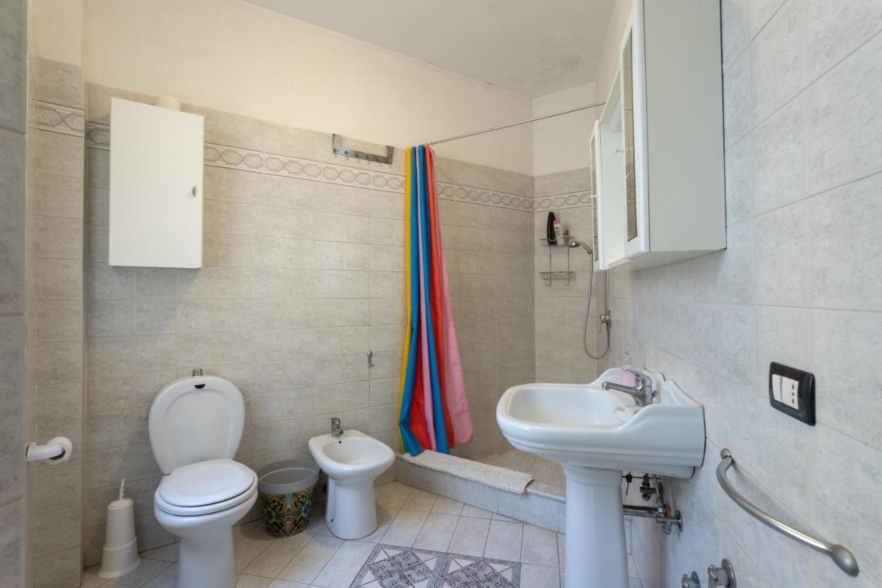 Zefiro Rooms カターニア エクステリア 写真