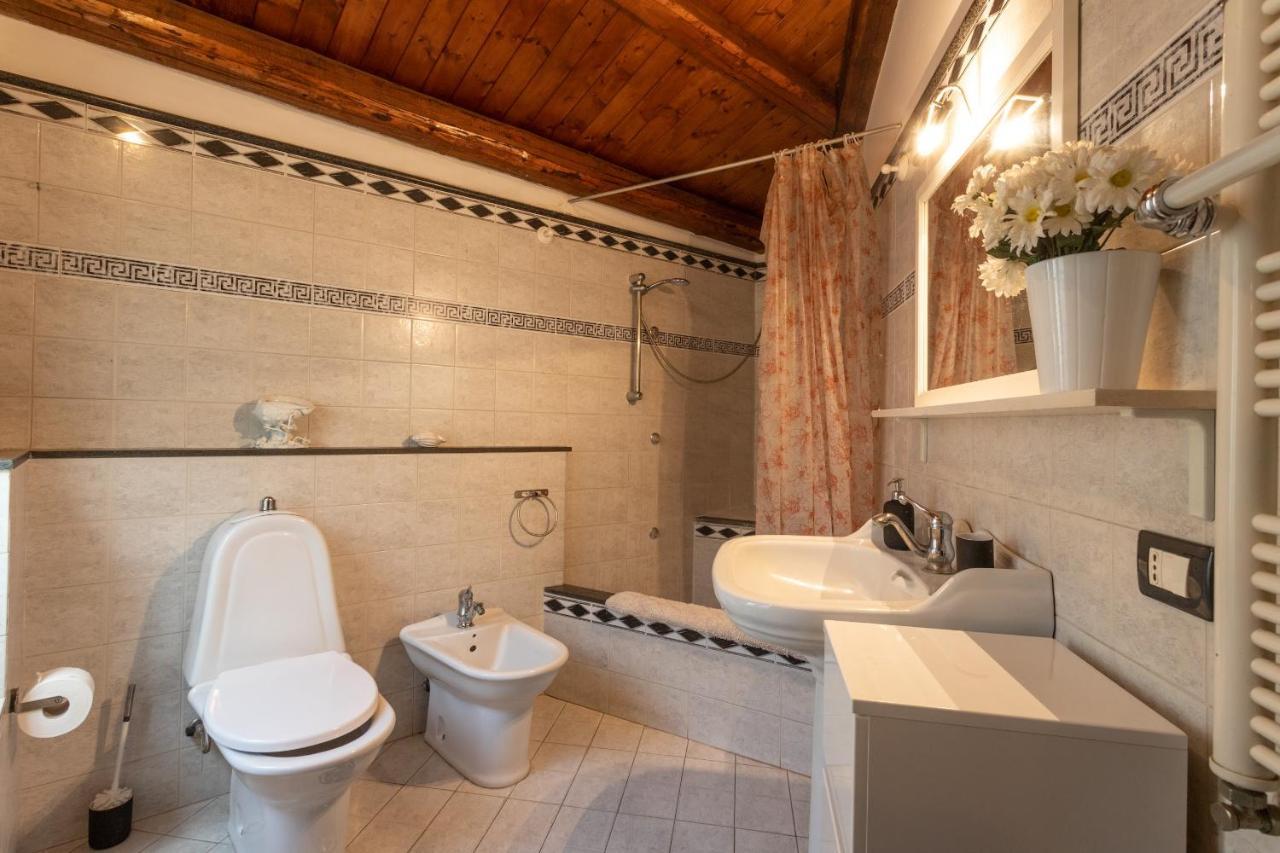 Zefiro Rooms カターニア エクステリア 写真