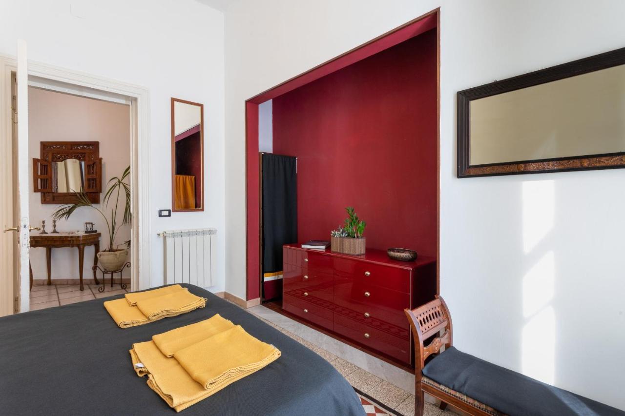 Zefiro Rooms カターニア エクステリア 写真